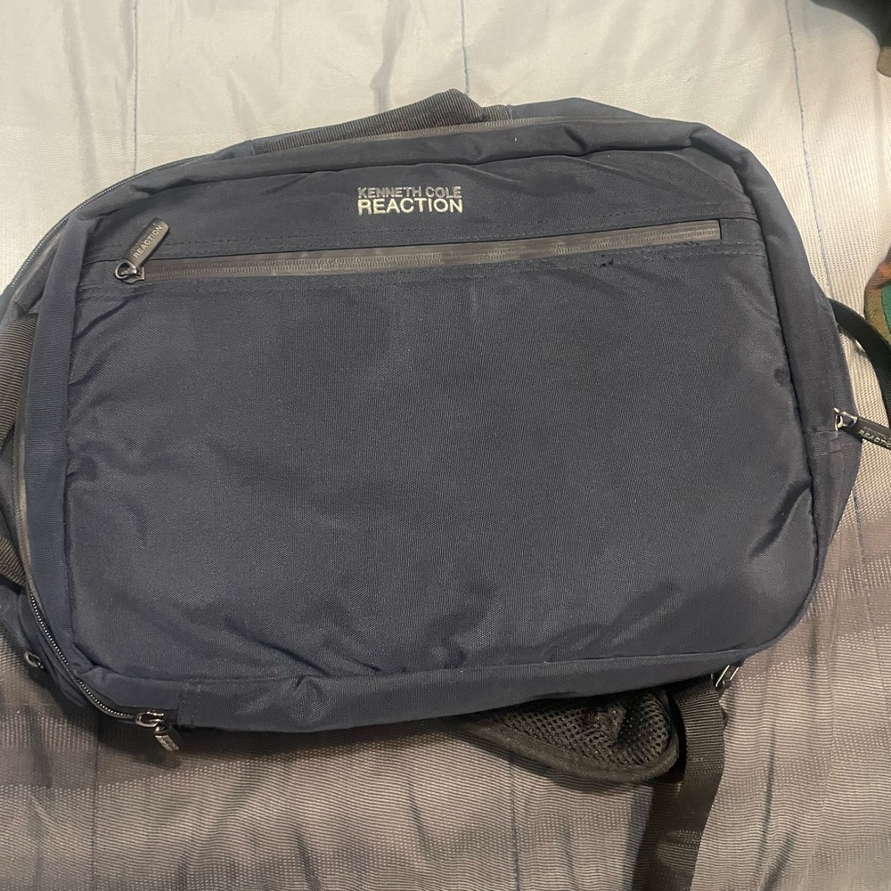 Kenneth Cole Reaction Navy Men's Messenger Bag